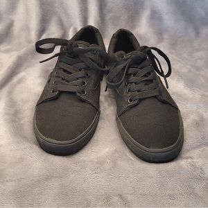 Vans black canvas sneakers size 7 excellent condition
